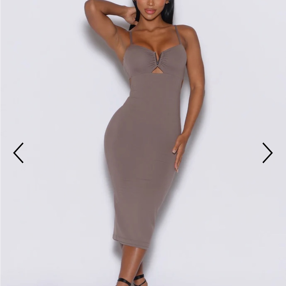 Bombshell Hourglass Dress SOLDOUT
